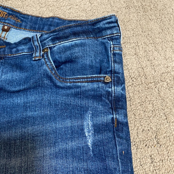 Kut from the Kloth boyfriend shorts, size 8 - Picture 4 of 7